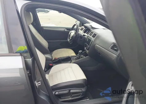 2016 Volkswagen Jetta 1.8T Sport z USA, uszkodzony, nr VIN 3VWD17AJ9GM411657